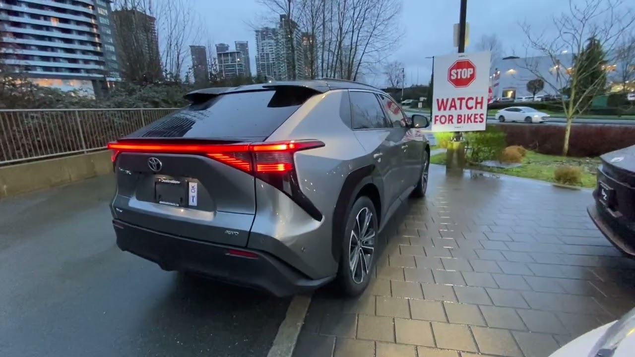 2024 BZ4X XLE Technology package AWD