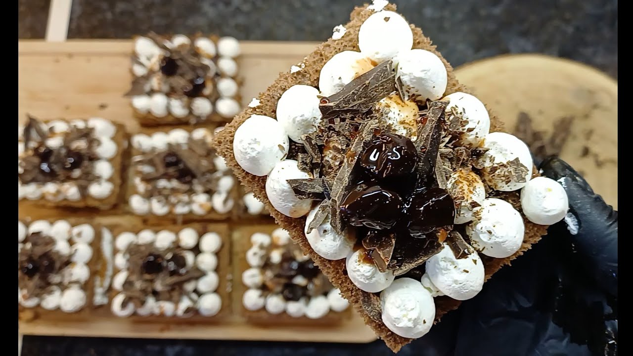 Εύκολο γλυκό ♥ ΠΑΣΤΑΚΙΑ black forest  Εύκολη, Απλή και γρήγορη συνταγή ♥efiefi
