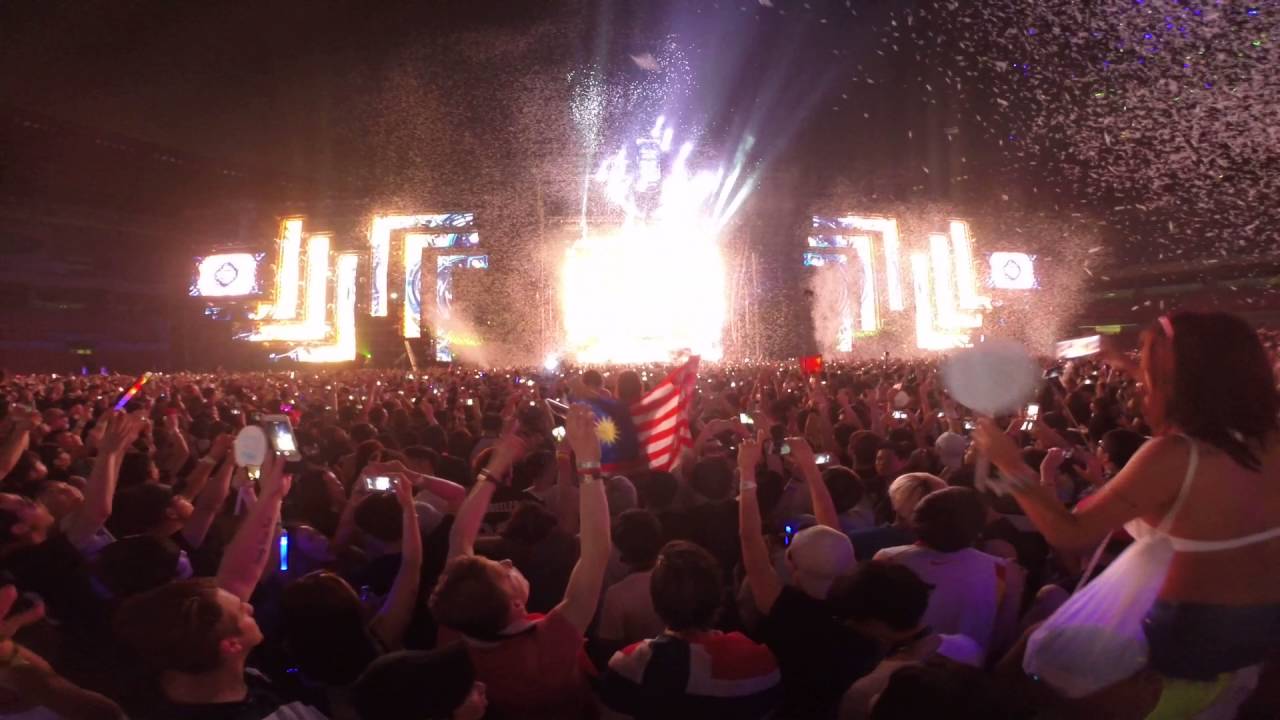 Avicii - Wake Me Up @ Ultra Music Festival Korea 2016