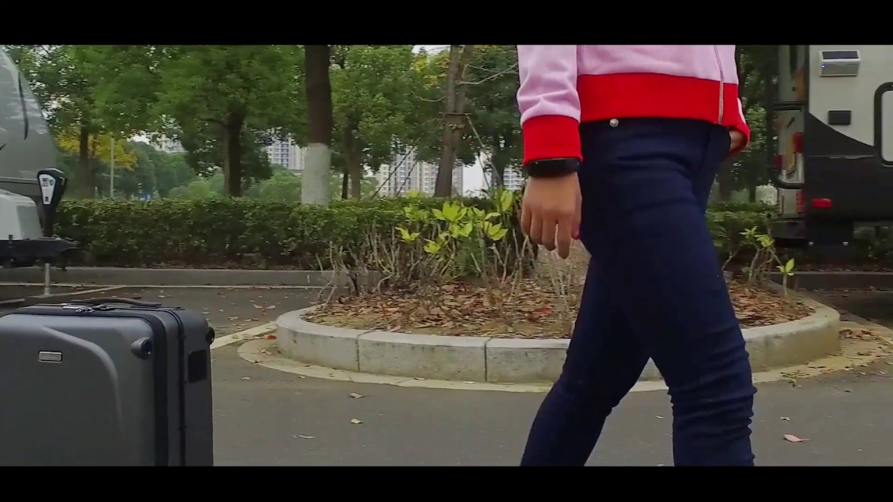 The Airwheel SR5 smart autonomous robot suitcase shows a creative way of travelling
