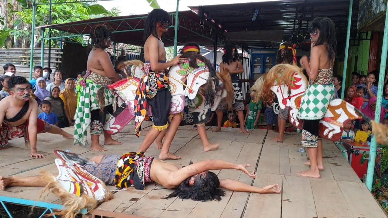 Berjatuhan ! ! Mendem Kuda Kepang Setyo Budoyo Manggis Kadipaten