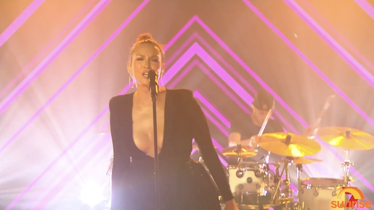 Ricki-Lee - 'Ghost' LIVE on Sunrise 20/11/23