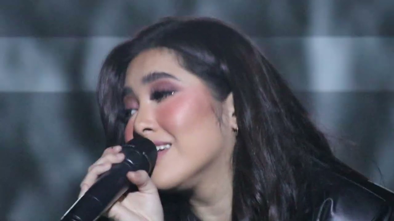 Moira Dela Torre @ Qatar w/ KOI's Entertainment & Production Part 10