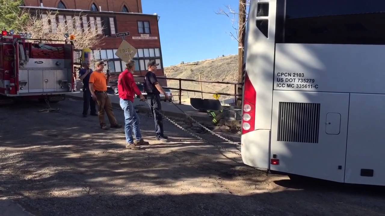 Tour Bus Gets Stuck in Jerome, Arizona