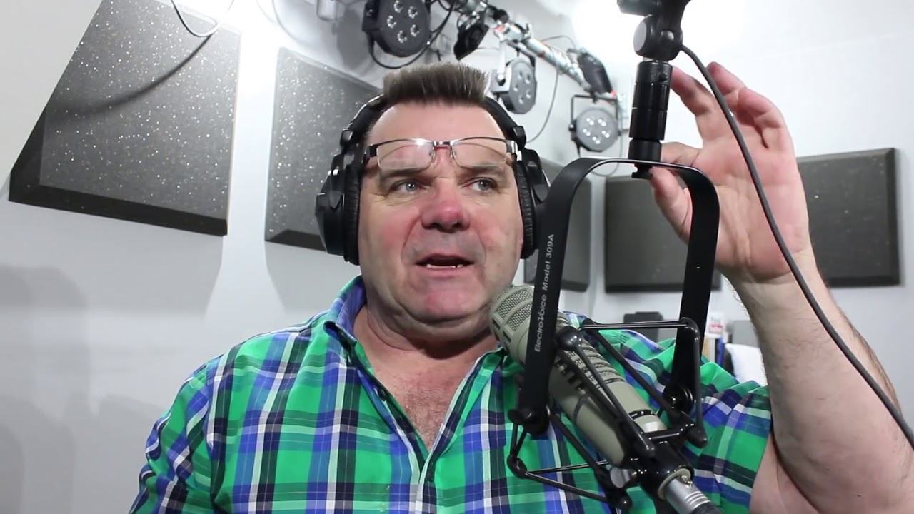 What's the best microphone stand for high end ham radio mics PR40 RE20