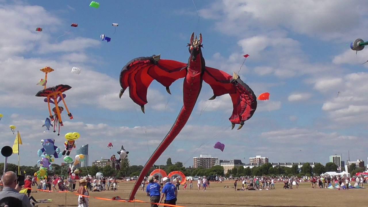 HUGE DRAGON KITE