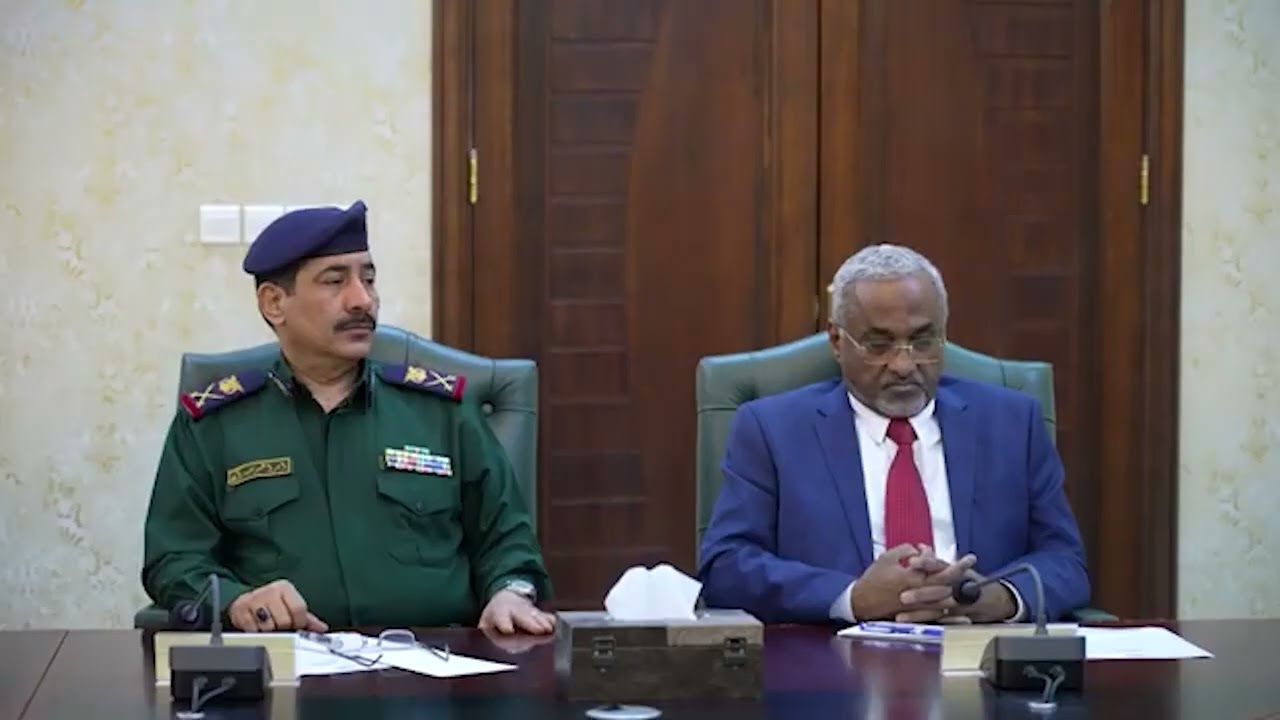 اول اجتماع لمجلس الوزراء اليمني الشرعي في عدن وكلمة الزنداني تؤكد على أهمية العمل بروح الفريق الواحد
