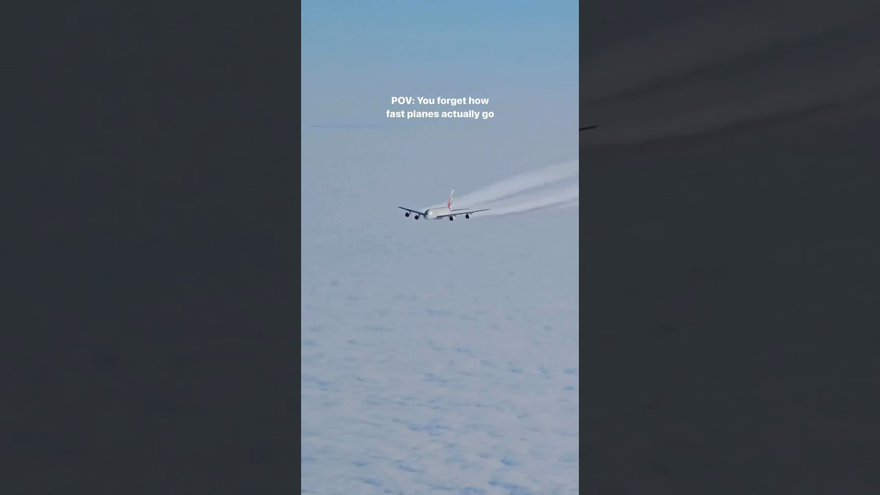Feel the speed of an aircraft from another plane #flight #speed #jet #interstellar #flash #meg
