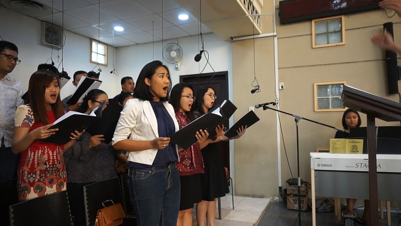 Percaya Itu Indah (Bayu Nerviadi) - SATB - Fiat Lux Choir (St. Paulus, Juanda)