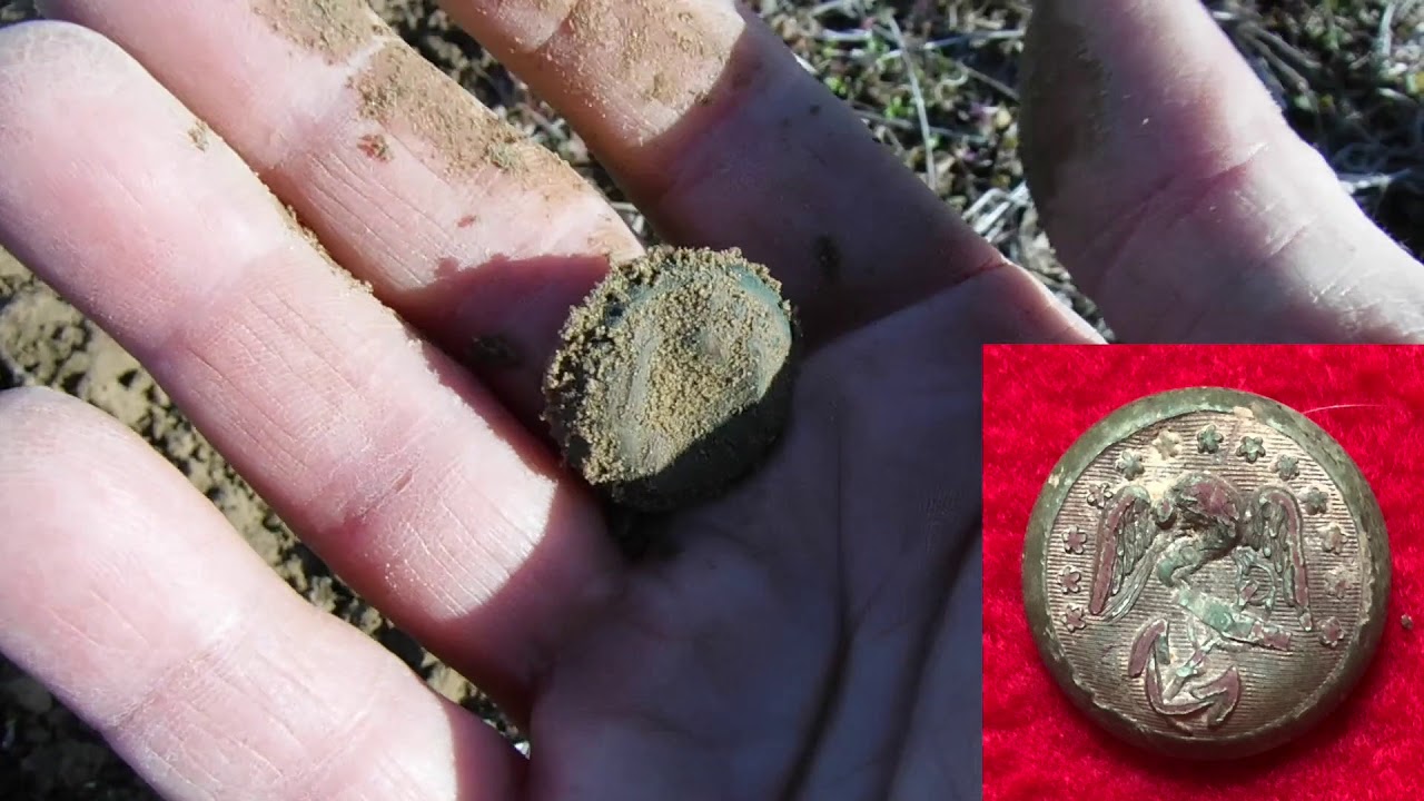 Civil War Buttons At The Colonial Farm?