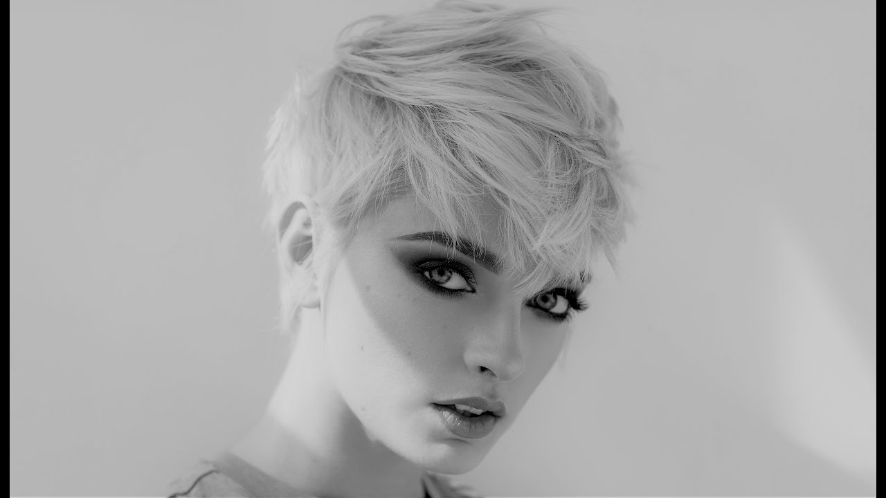 PIXIE HAIRCUT TECHNIQUE - Feather Razor Haircutting by Point Cut