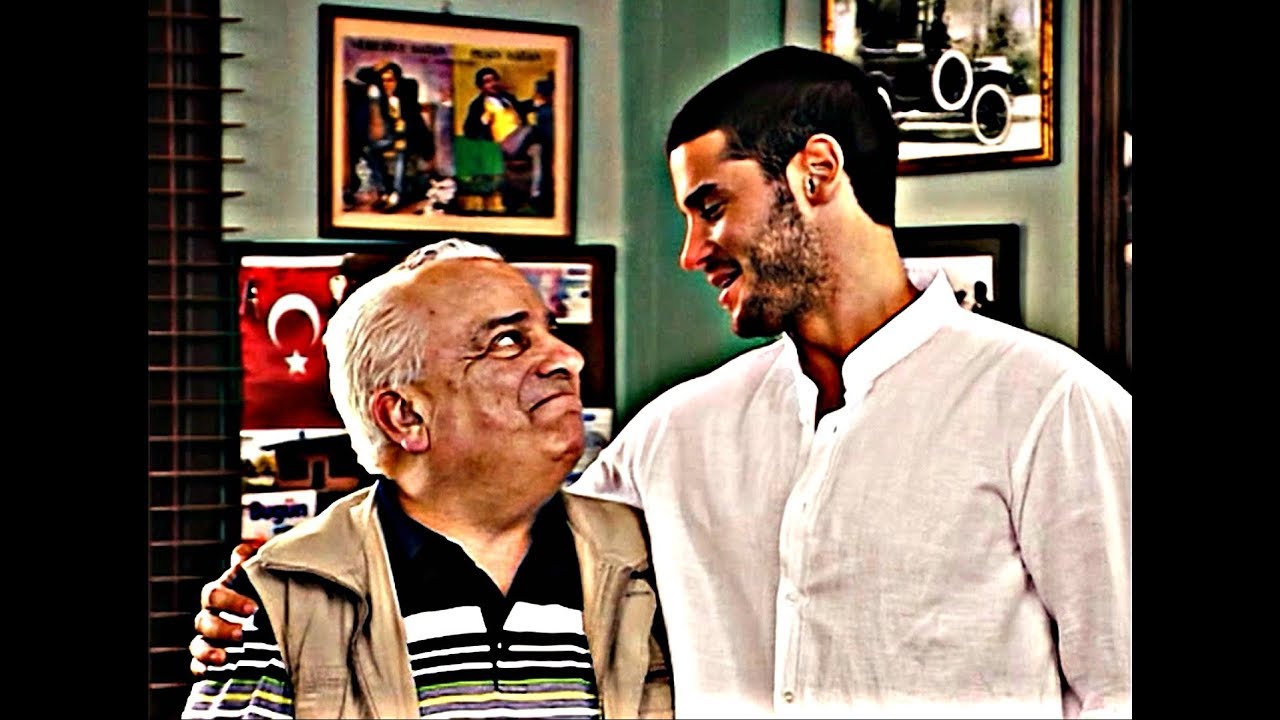 Murat Akasya Durağı'nı Bırakıyor
