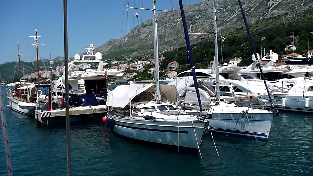 kotveni v ACI dubrovnik