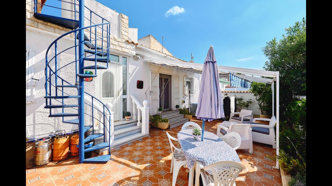 Townhouse for sale in Pinar de Campoverde