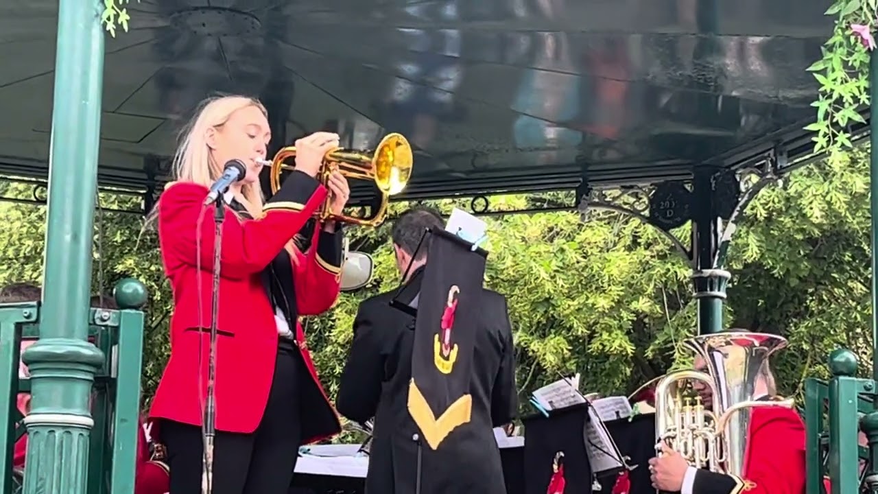 10 - I don’t know how to love him - Sally Smith- Hade Edge Band - Wetherby Bandstand - 2nd July 2023