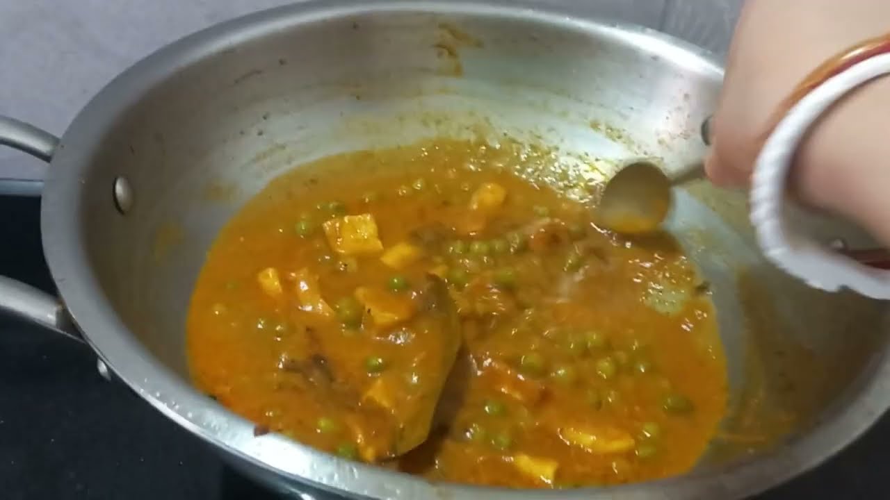 Restaurant style matar paneer banai bina cream ke मटर पनीर रेसिपी #youtube #chandanasfoodiefun #vid
