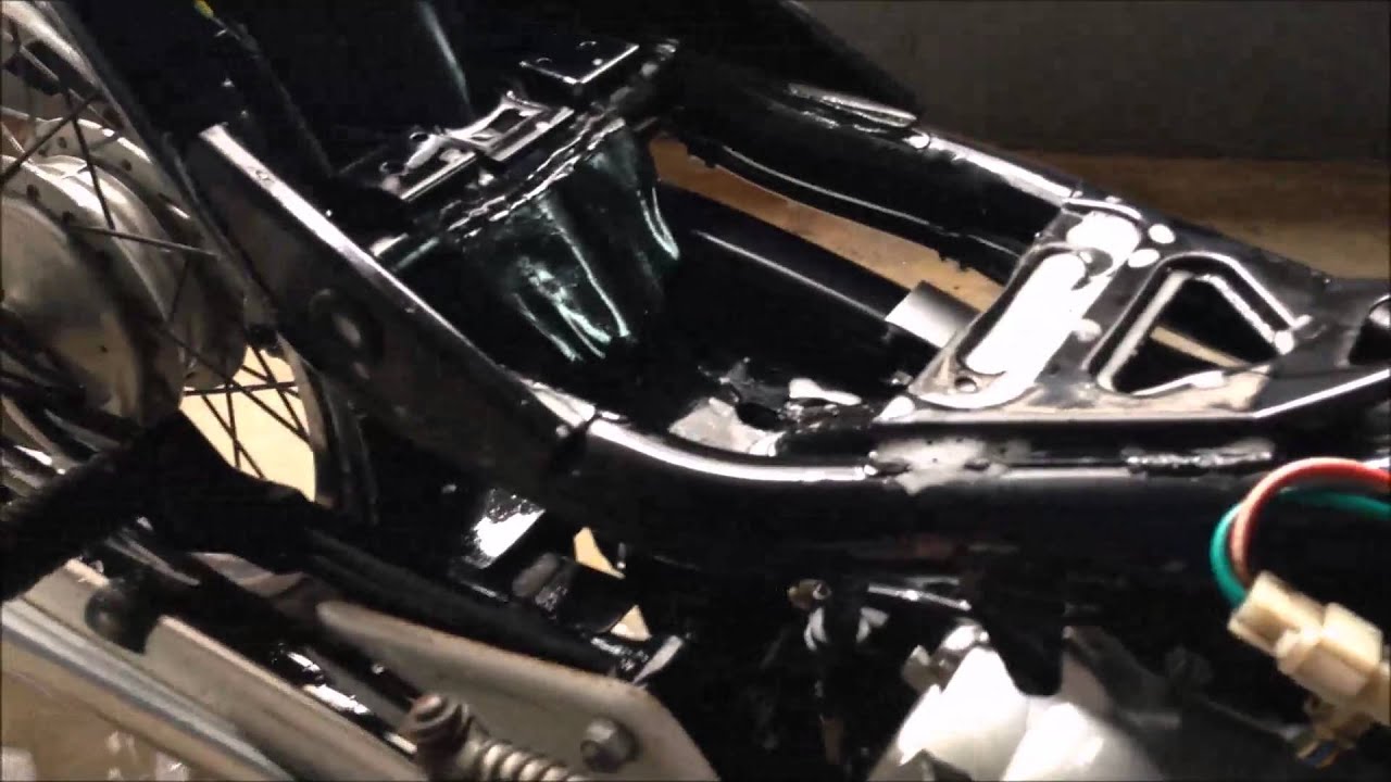 🛵 Desmontagem de Carenagem e Limpeza com Proteção de Chassis Honda BIZ 100cc 🛵