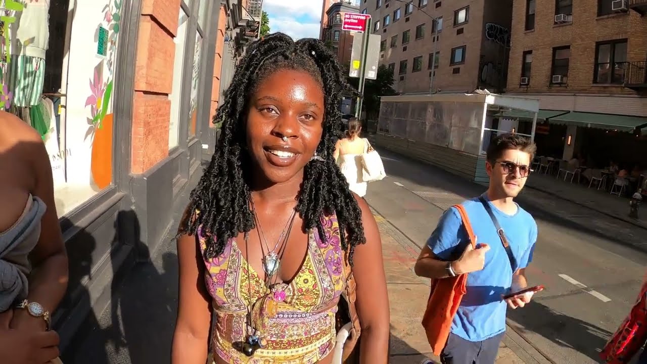 What Are People Wearing in New York? (Fashion Trends 2023 NYC Street Style Summer Outfits)