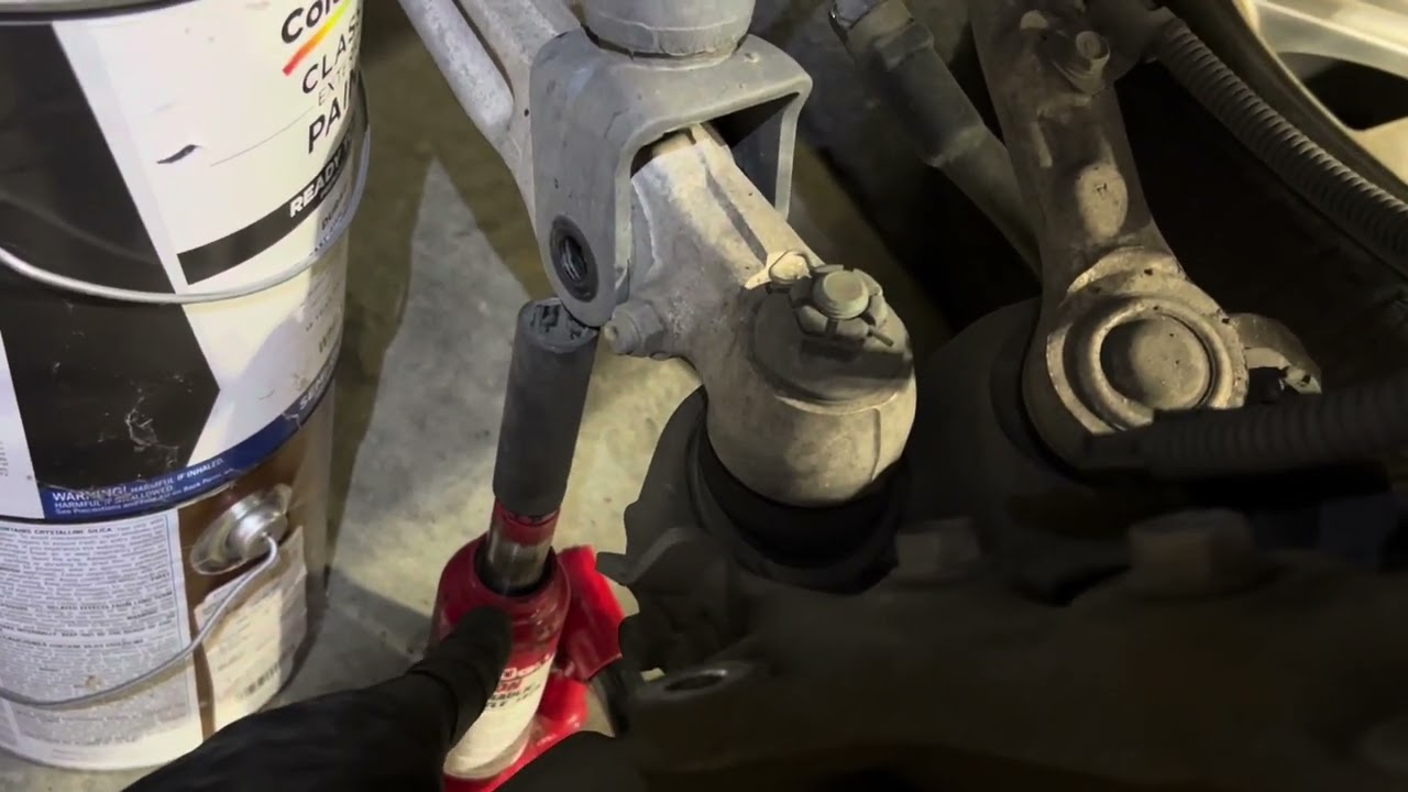 2013 Hyundai Genesis Sedan 3.8 Front Strut (Shock & Spring) Replacement