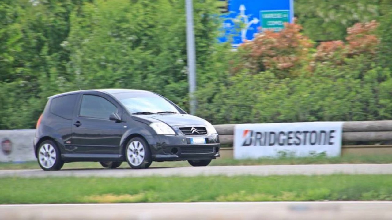 Pista Arese C2 vts VS Fiesta st