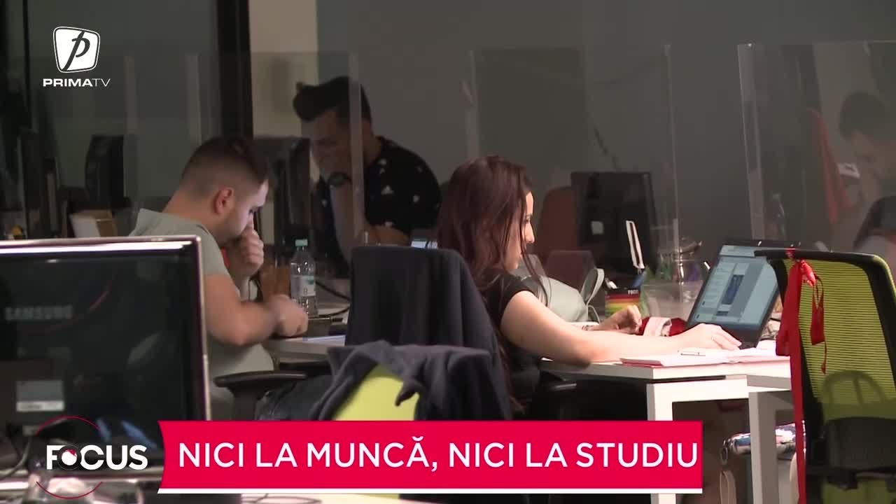 Trăiesc pe banii părinților. 500.000 de tineri nu lucrează