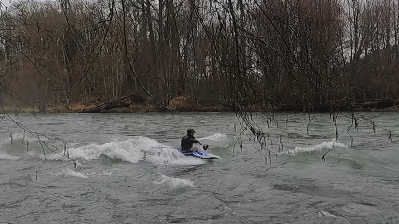 Murky Waters / Techline Drain Squirt Kayak