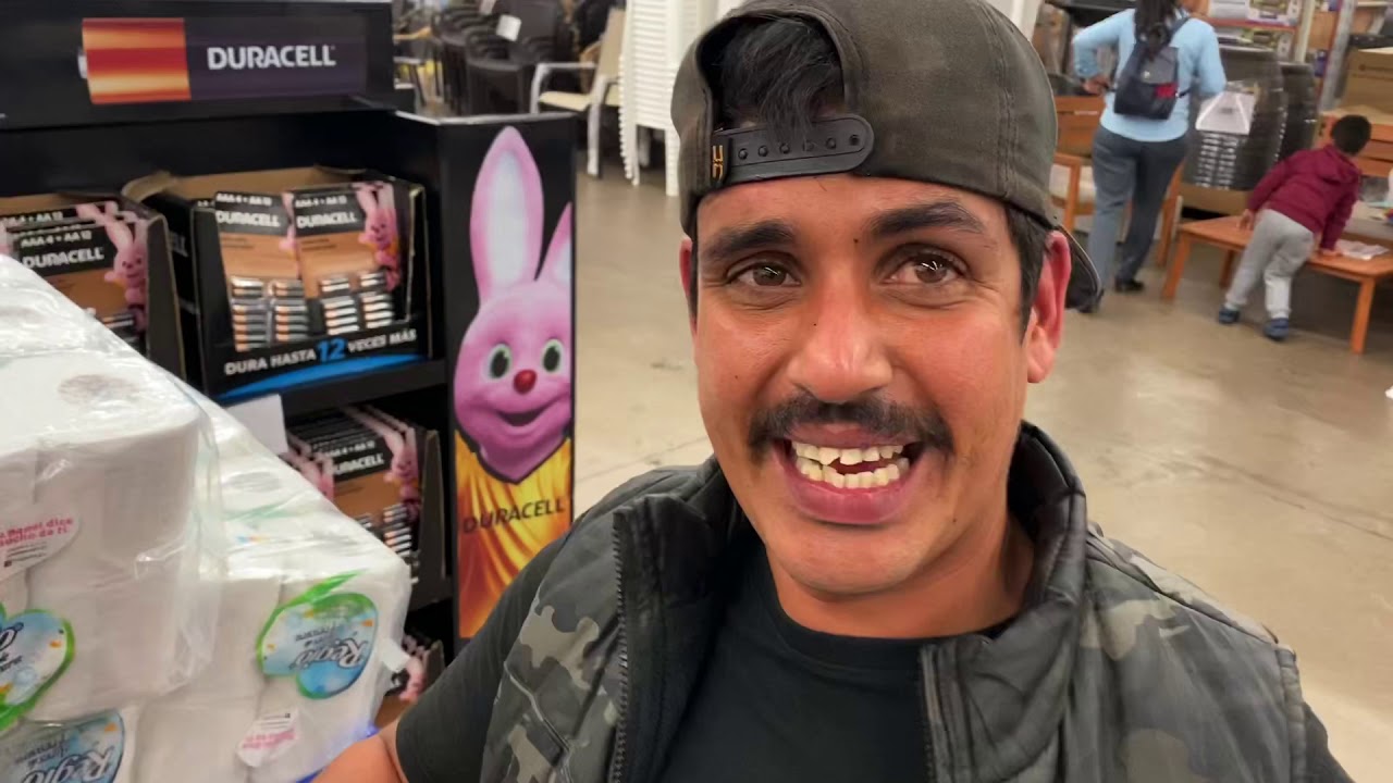 UN D&Iacute;A DE COMPRAS Y DIVERSI&Oacute;N/EL CHIQUETE