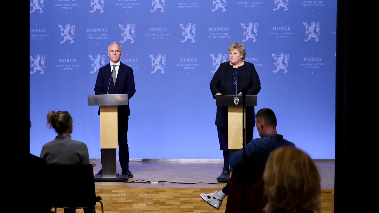 Statsminister Erna Solberg holdt pressemøte om nye korona-økonomiske krisepakker (15.03.2020)