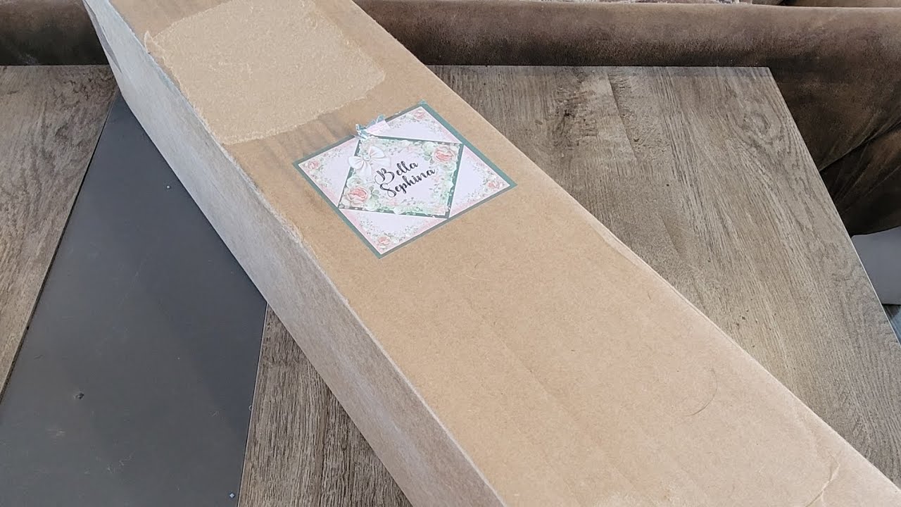 Unboxing two Bella Sephina small shop diamond paintings