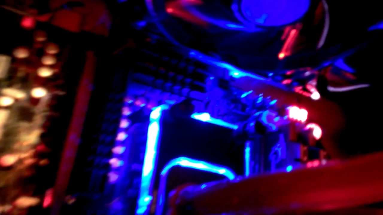 5.3Ghz FX 8350 Triple SLI GTX 570