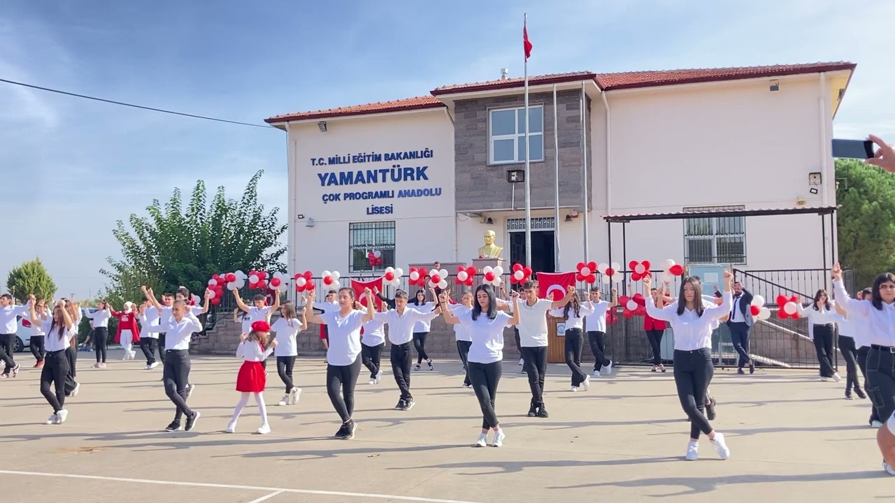 29 Ekim Cumhuriyet Bayramı Zeybek Gösterisi