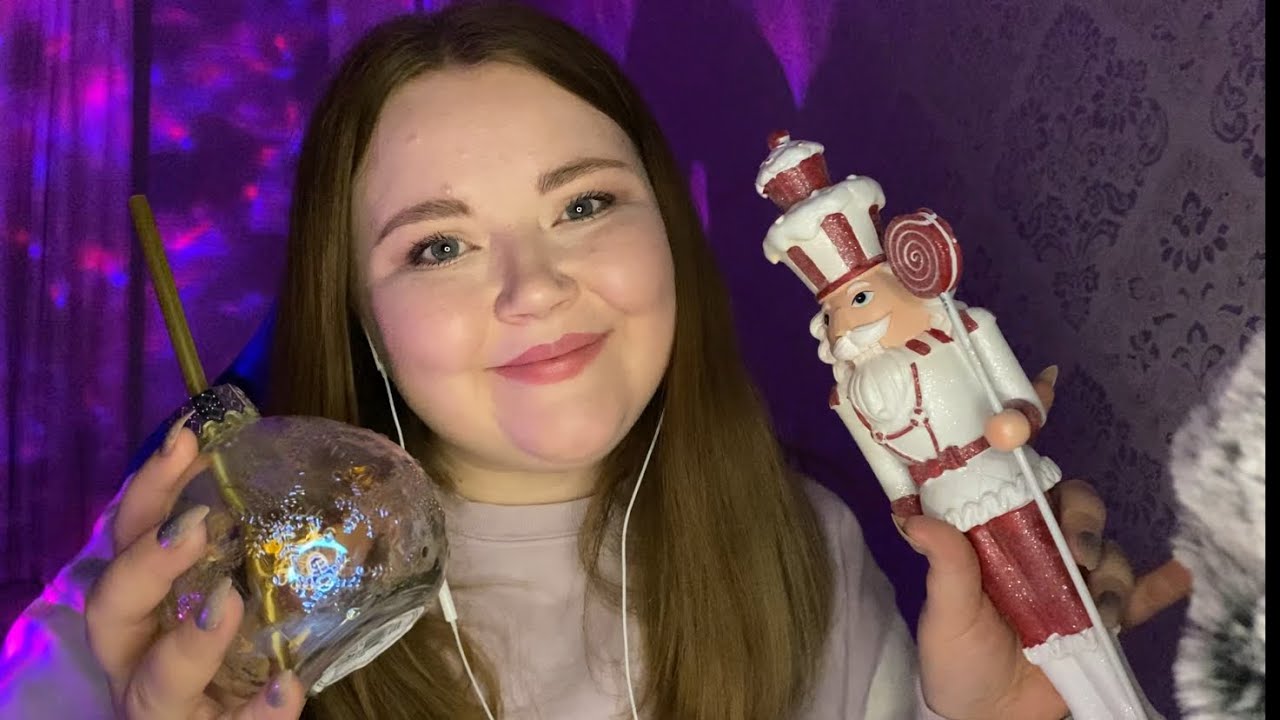 ASMR | Christmas Themed Trigger Assortment 🎅🏻🎄 (lots of tapping and scratching)