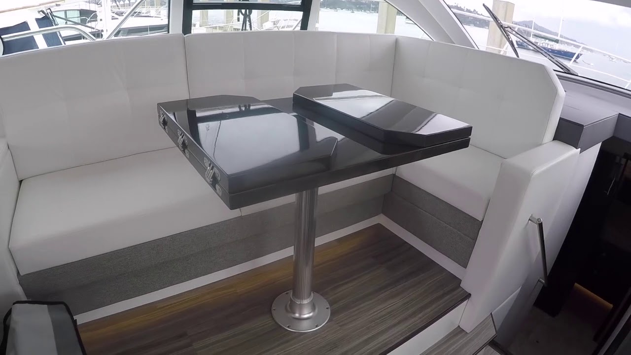 2020 Cruisers Yachts 46 Cantius