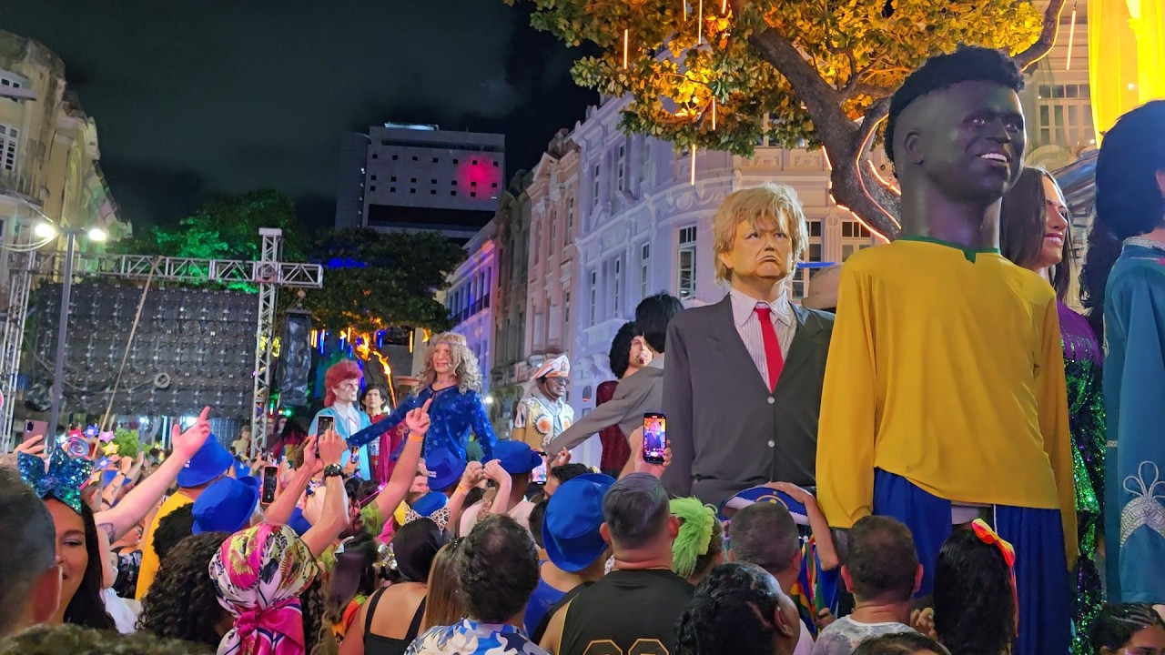 CARNAVAL EM RECIFE BONECOS GIGANTES DE OLINDA DIA 4 MARÇO 2025 PERNAMBUCO BRAZIL