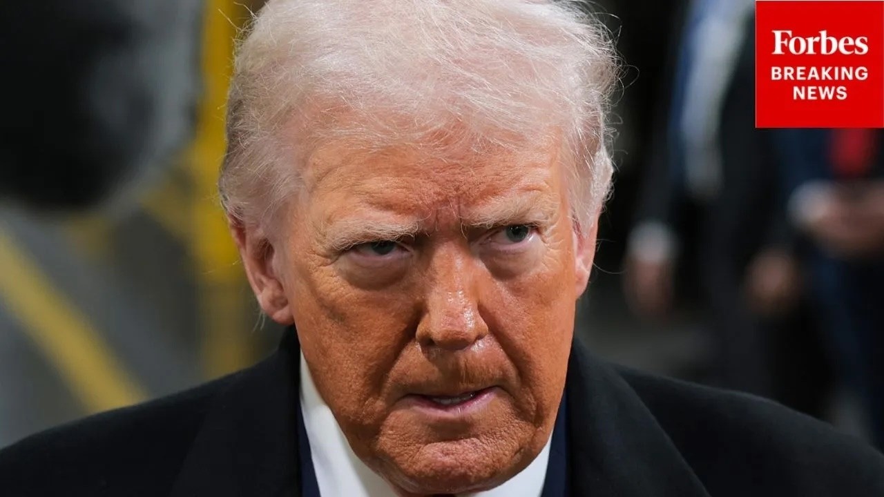 Trump: 'We're Not Looking To The Kurds Going In' | Iran War