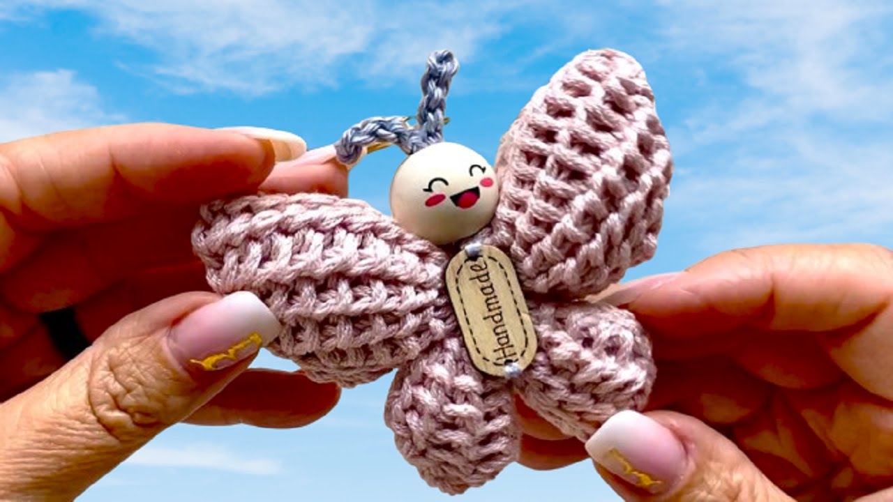 LLAVERO MARIPOSA AMIGURUMI A CROCHET — VOLARÁN DE TUS MANOS
