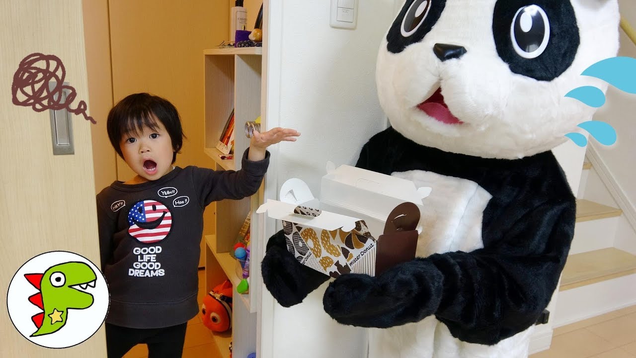 パンダさんがドーナツを買いに行くよ！レオくんが店員さん？トイキッズ