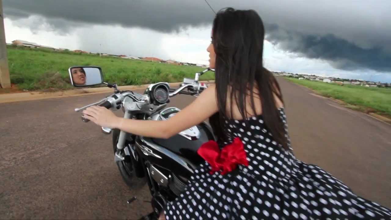 CLIP DÉBORA 15 ANOS