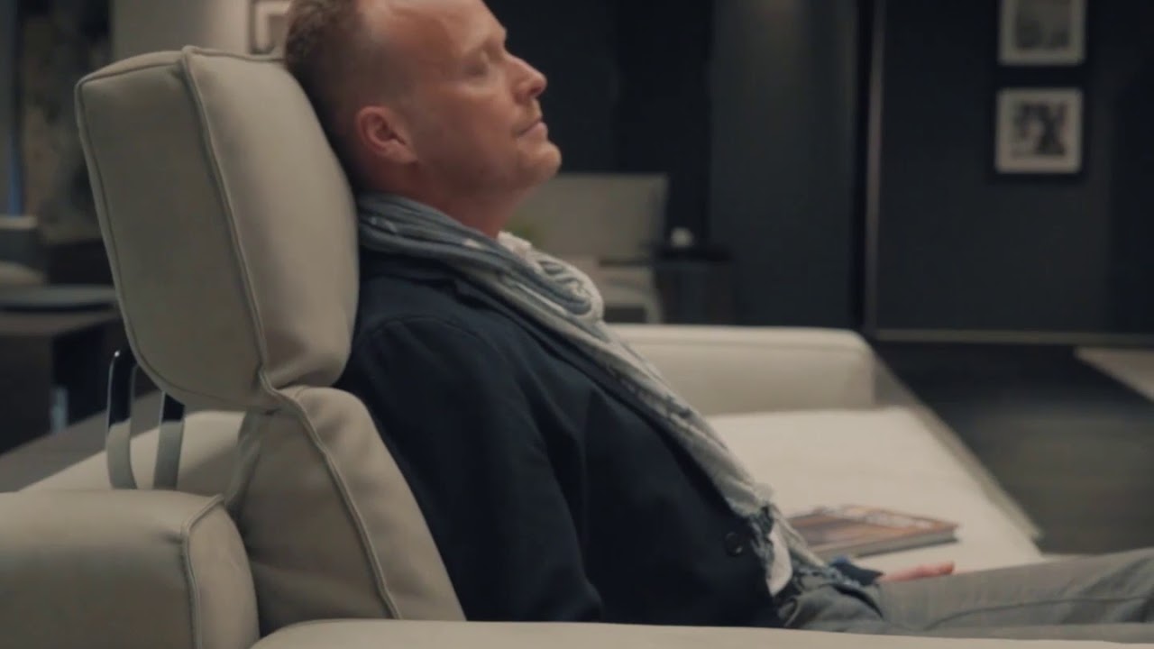 Sofas With Adjustable Headrest