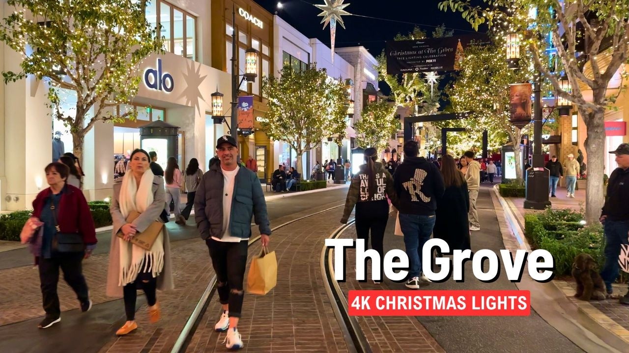 LOS ANGELES 🎄 The Grove Christmas Lights 🇺🇸 Walk 4K 2024