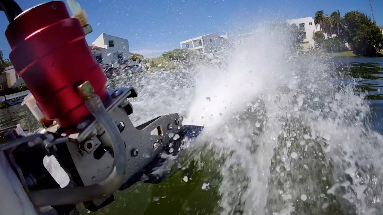 YPC Fast Electric rc Outboard - POV Rear View ENIGMA ob leg action