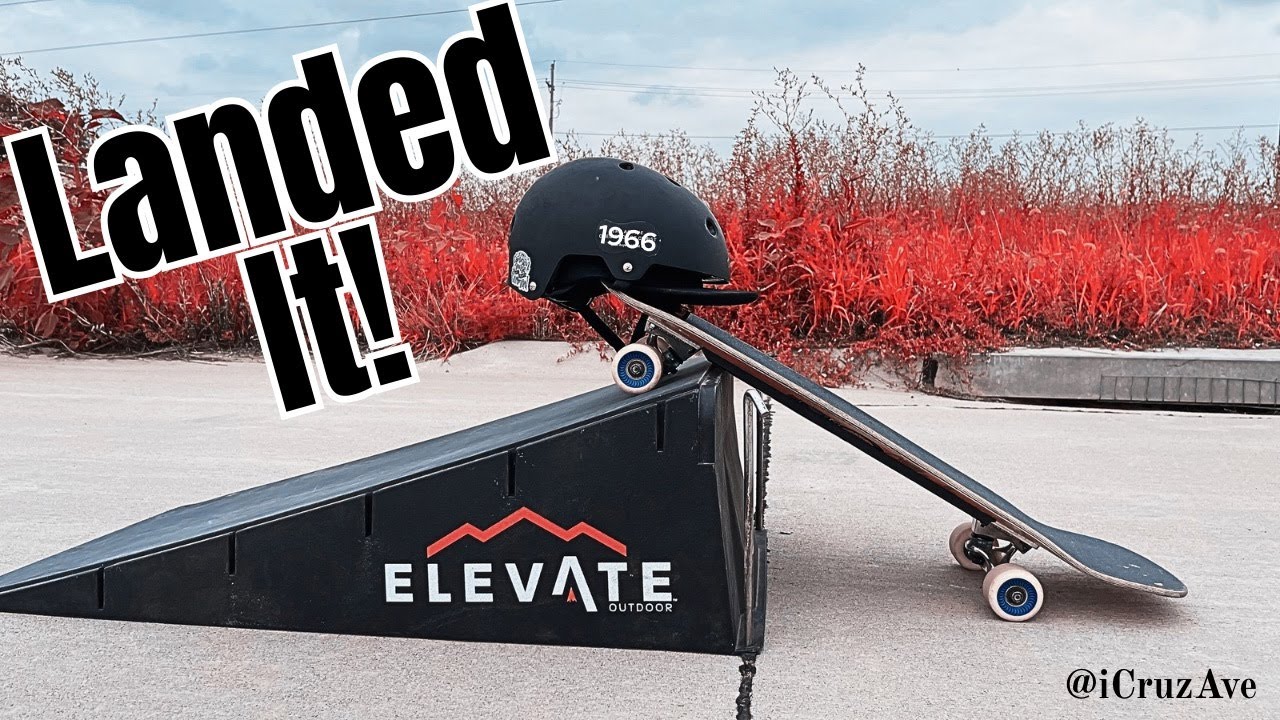Landed It! 10” Skateboard, Kicker Ramp Success