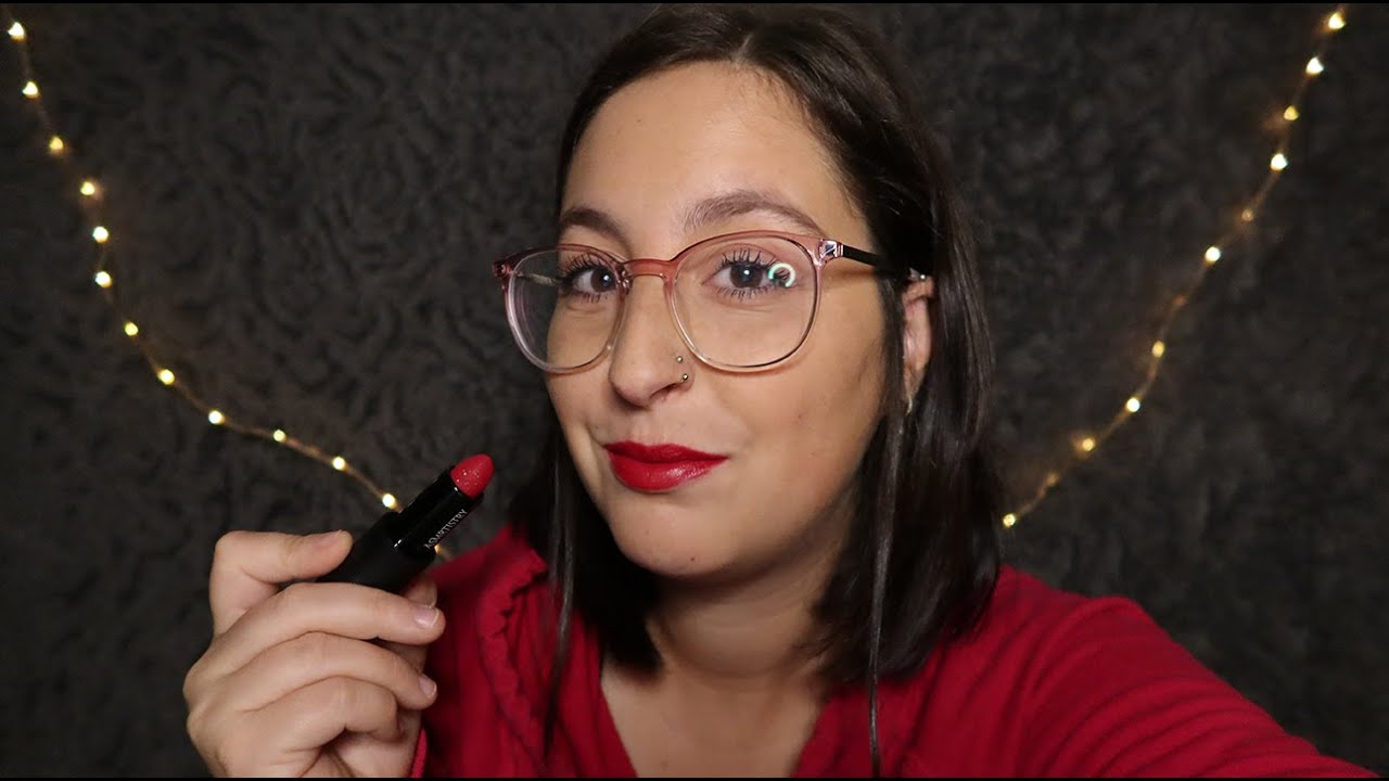 ASMR | LIPSTICK APPLICATION AVEC ASMRtistry !