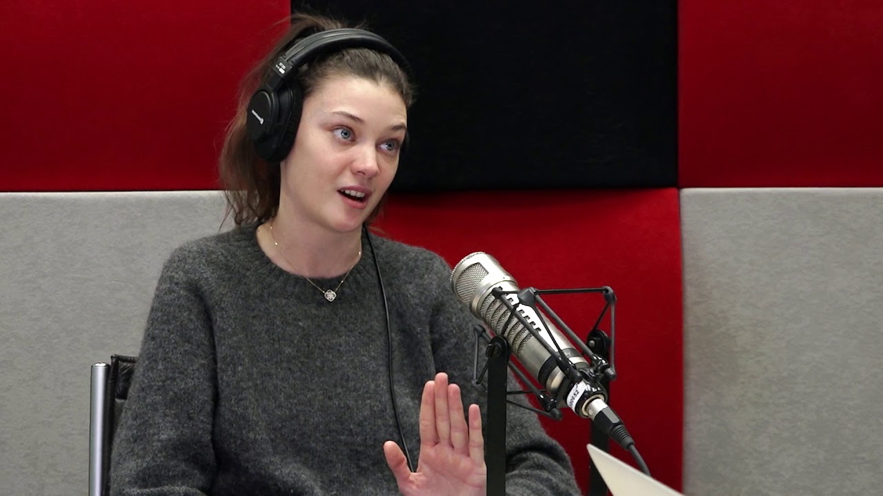 La Radio cu Andreea Esca si Diana Moldovan