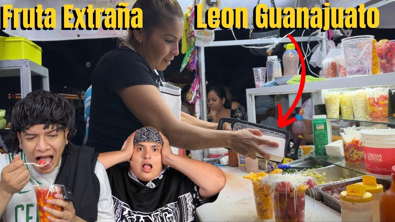 ESTO SE COME EN LEON GUANAJUATO / LE PONEN QUESO A LA FRUTA