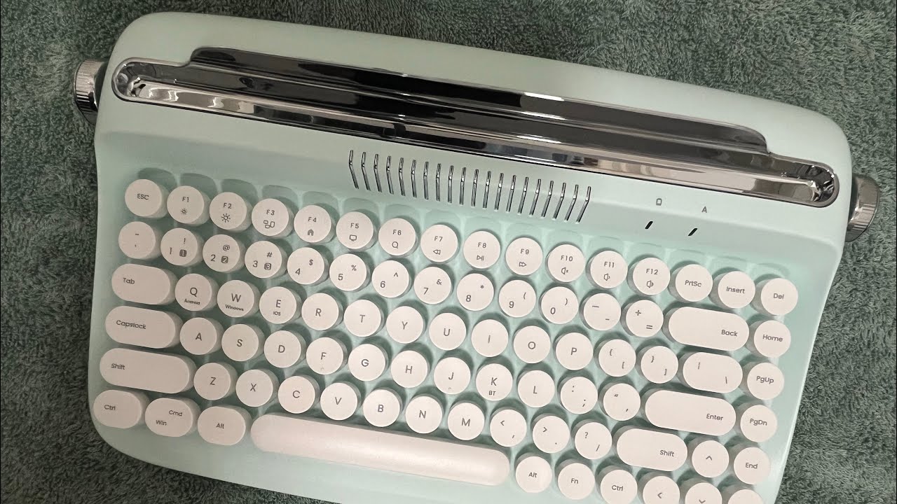 ASMR: Listen to these clicky typewriter sounds ⌨️ [LoFi]