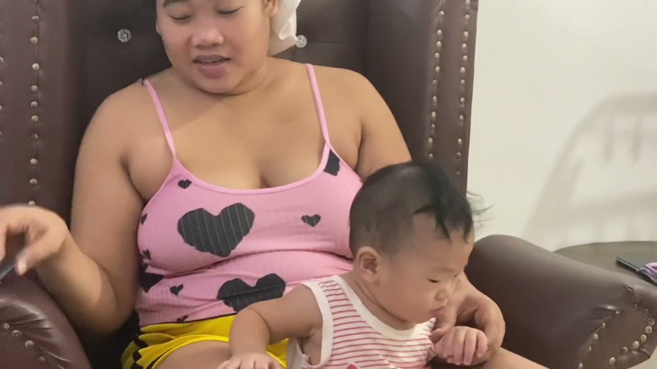 Pinotulan Kona Ang kuko ng anak ko