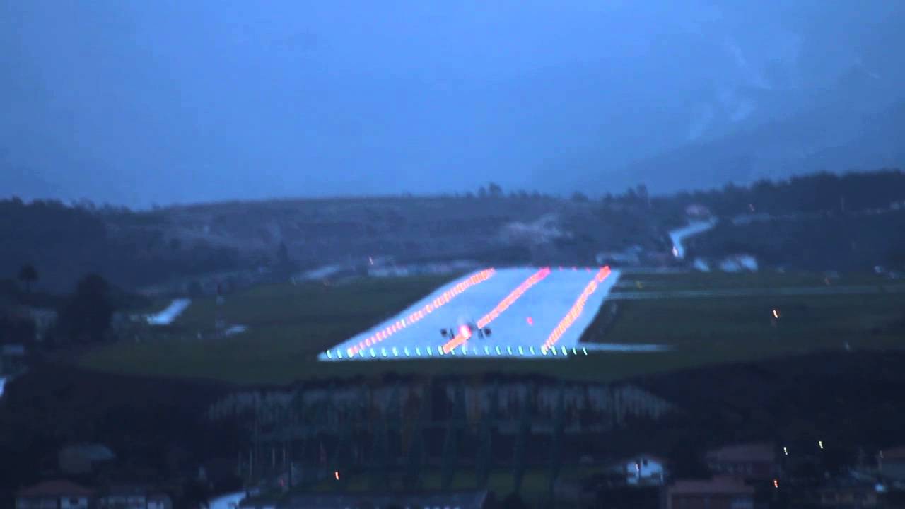 Despegue Aeropuerto de Alvedro (LECO) -A Coruña- ciclogénesis explosiva dic 2013