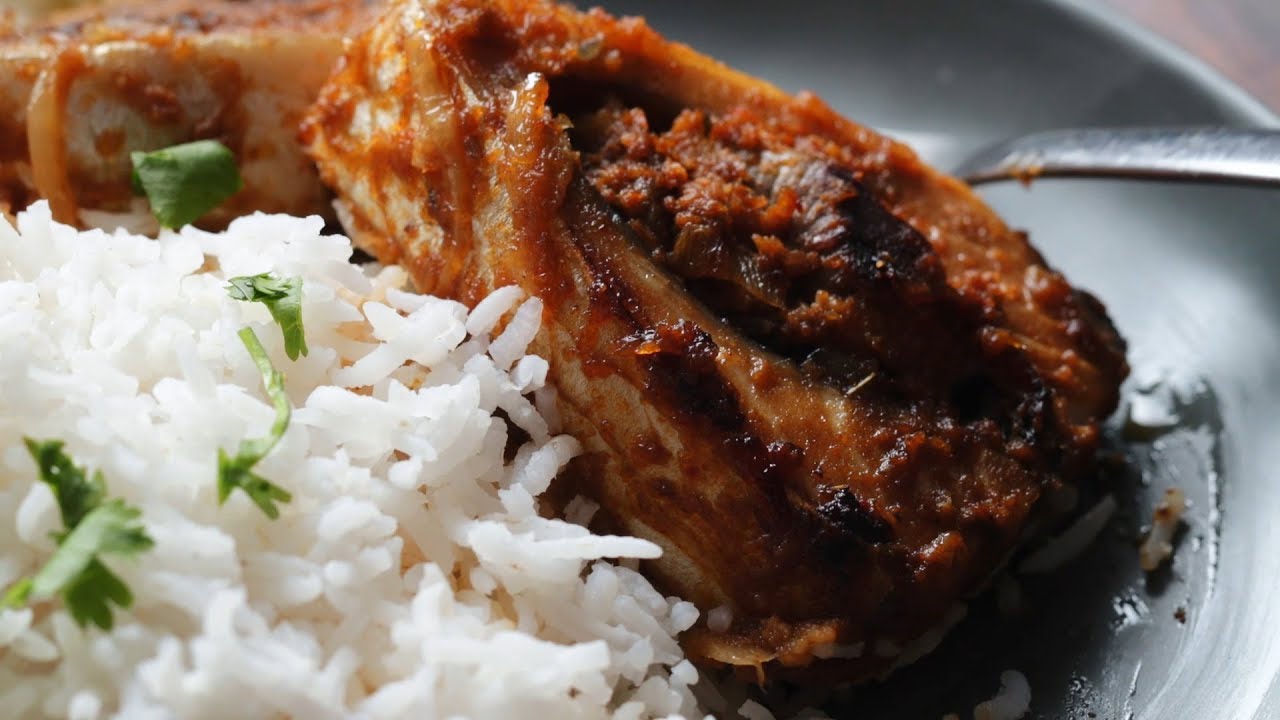Lebu Ilish Rosha | Lemon Marinated Fish with Onions and Green Chili