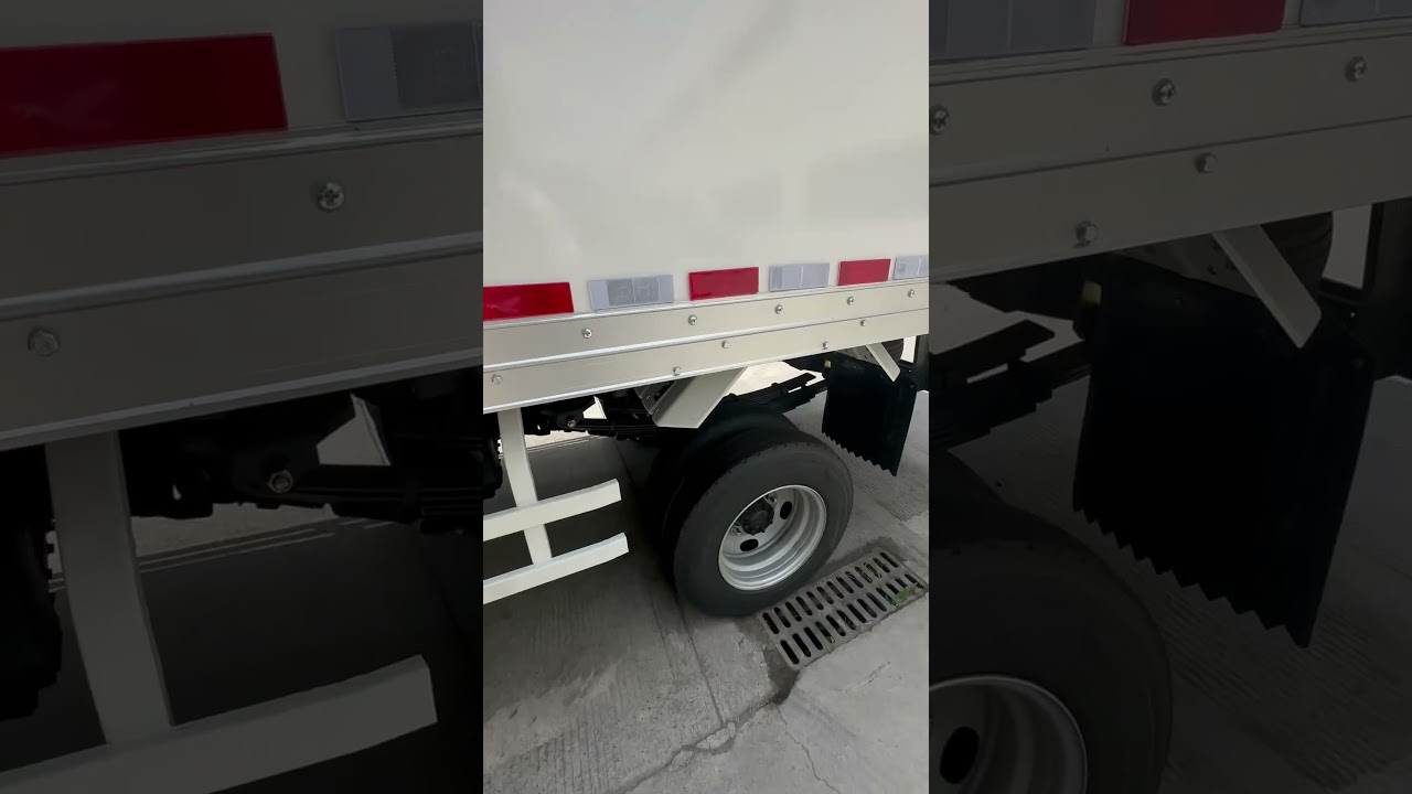 ISUZU 100P REFRIGERATED TRUCK FOR SALE 